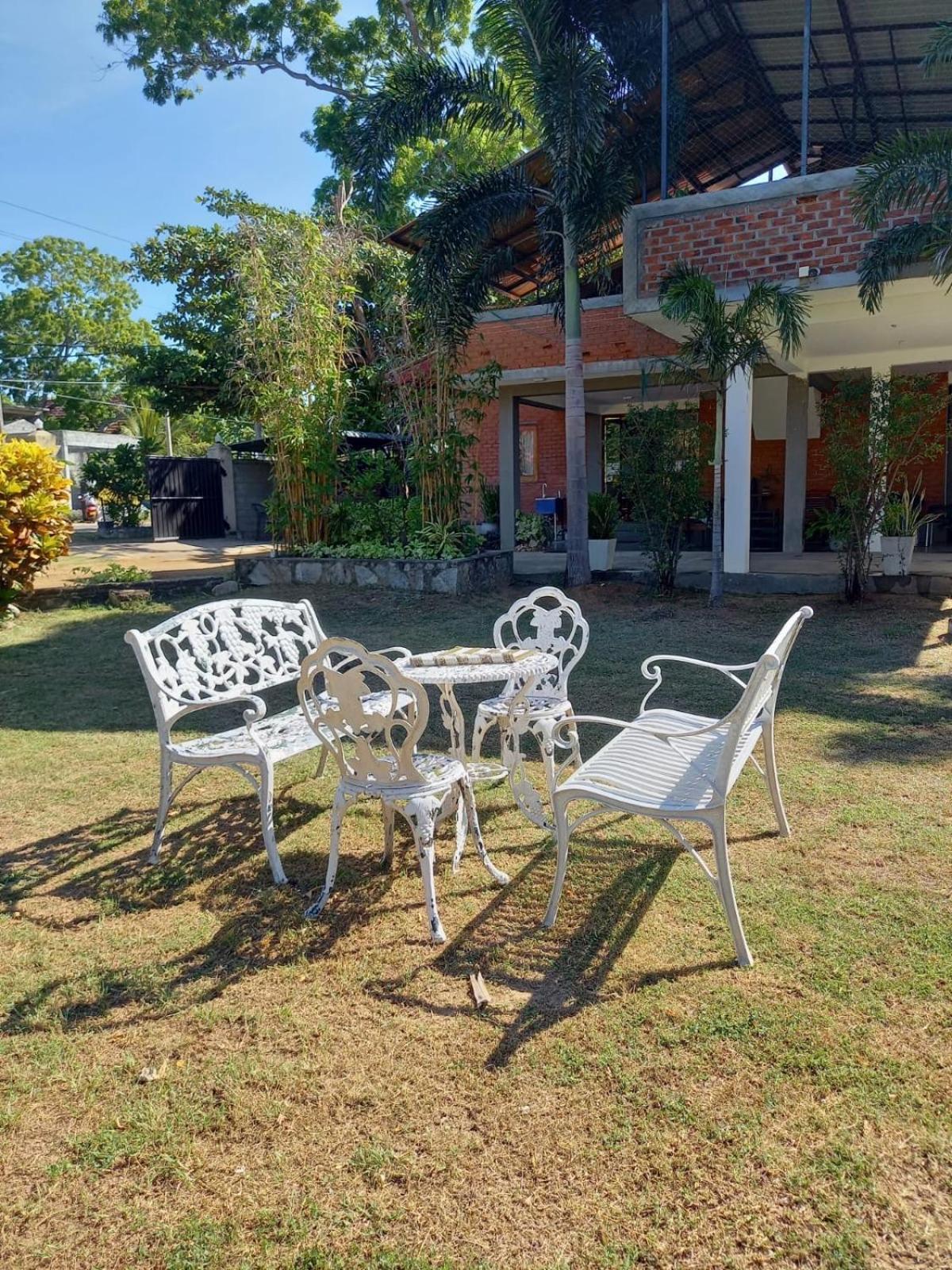 Blue Sands Beach Resort Passikudah Eksteriør bilde