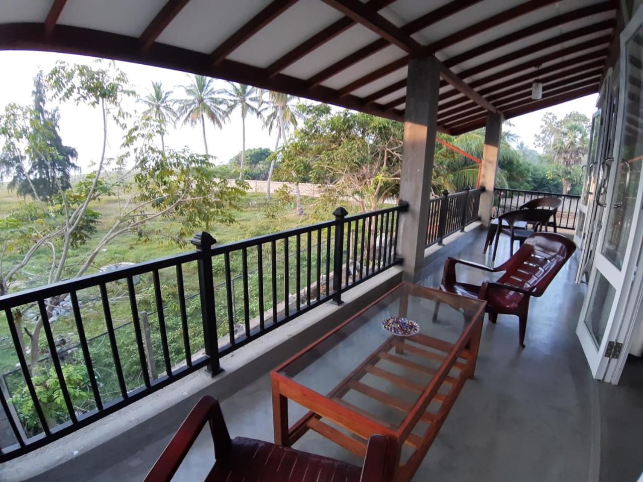 Blue Sands Beach Resort Passikudah Eksteriør bilde